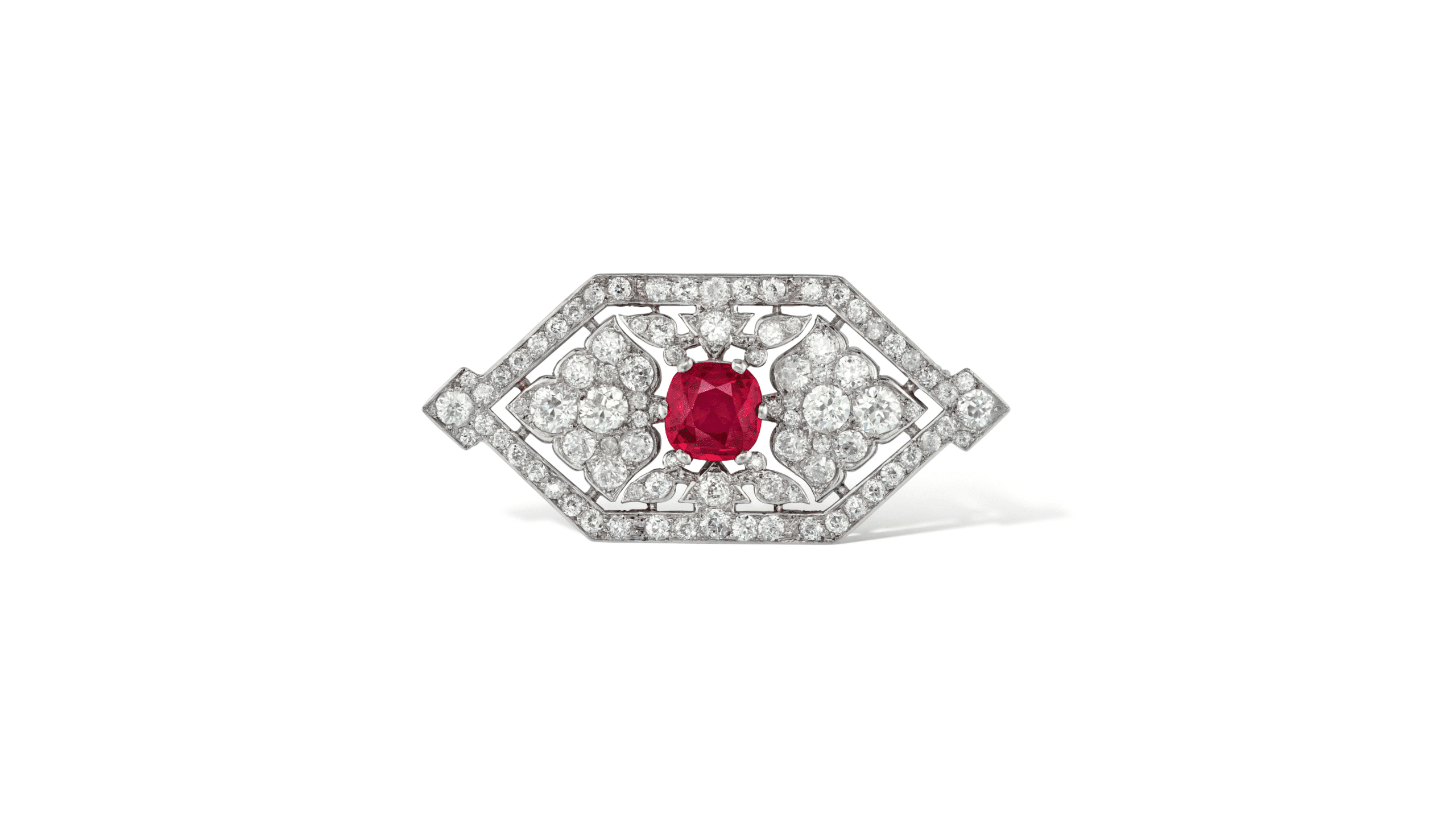 Broche Art Déco rubis et diamants par Cartier