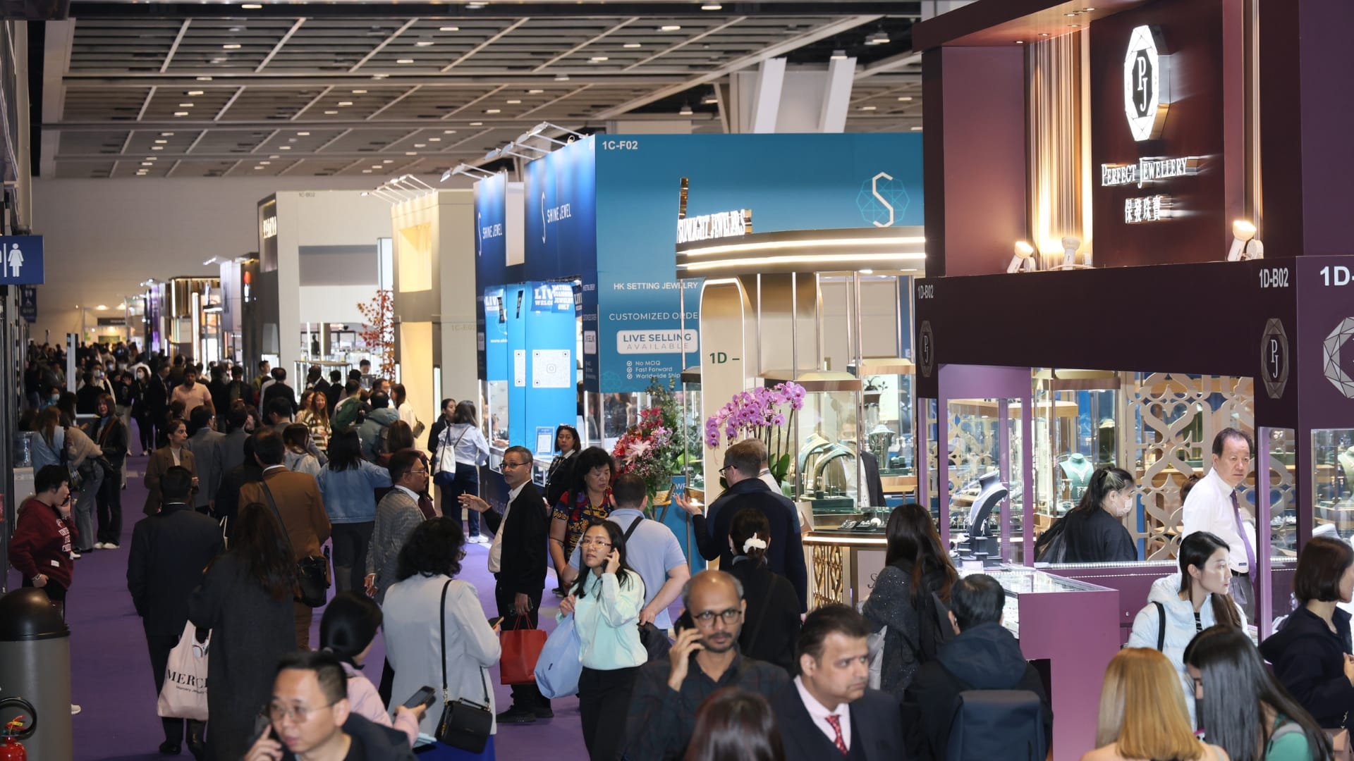 Les allées du HKTDC Hong-Kong Jewellery Show
