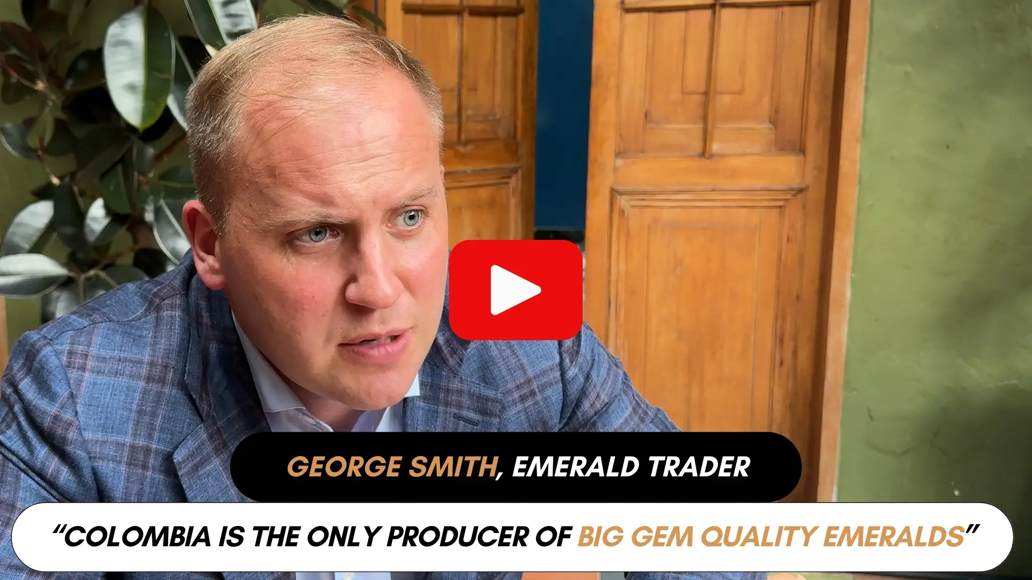 Dans cette vidéo exclusive j'interview George Smith, marchand d'émeraudes à Bogotá, sur son travail avec les émeraudes colombiennes.